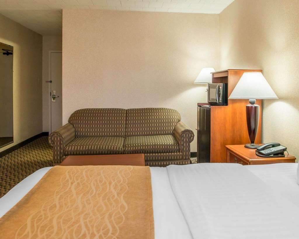 Comfort & - Pittsburgh North 3* Montrose Hill