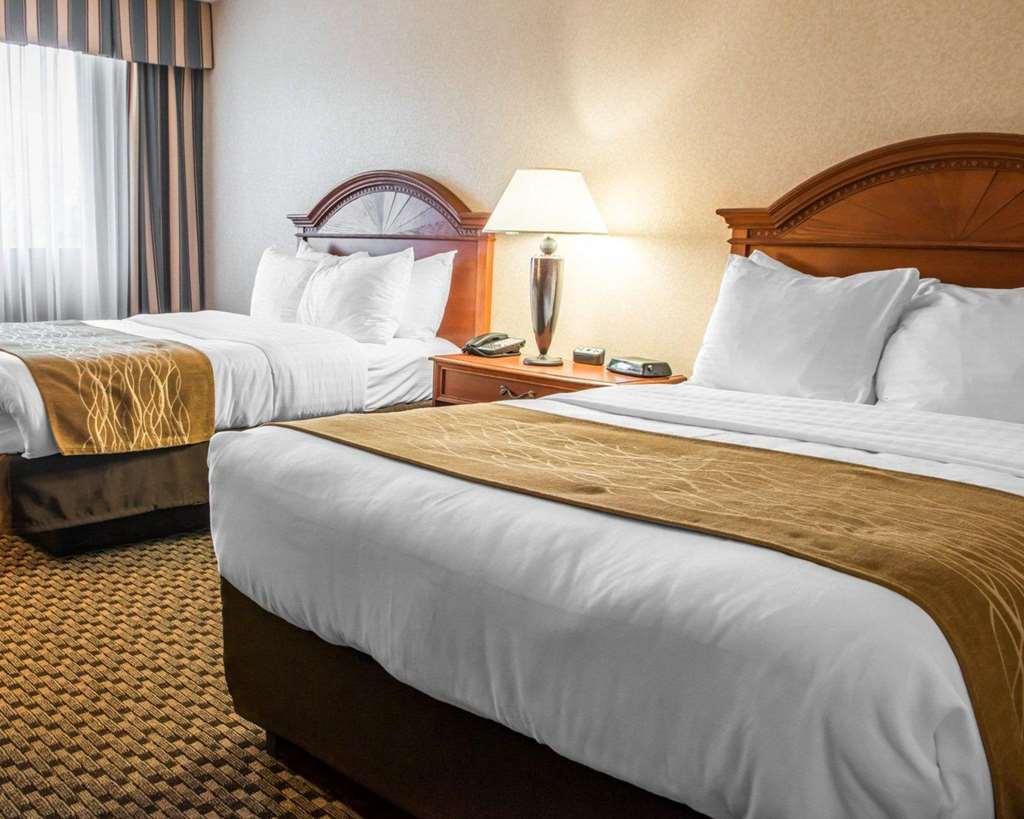 Comfort & - Pittsburgh North Hotel