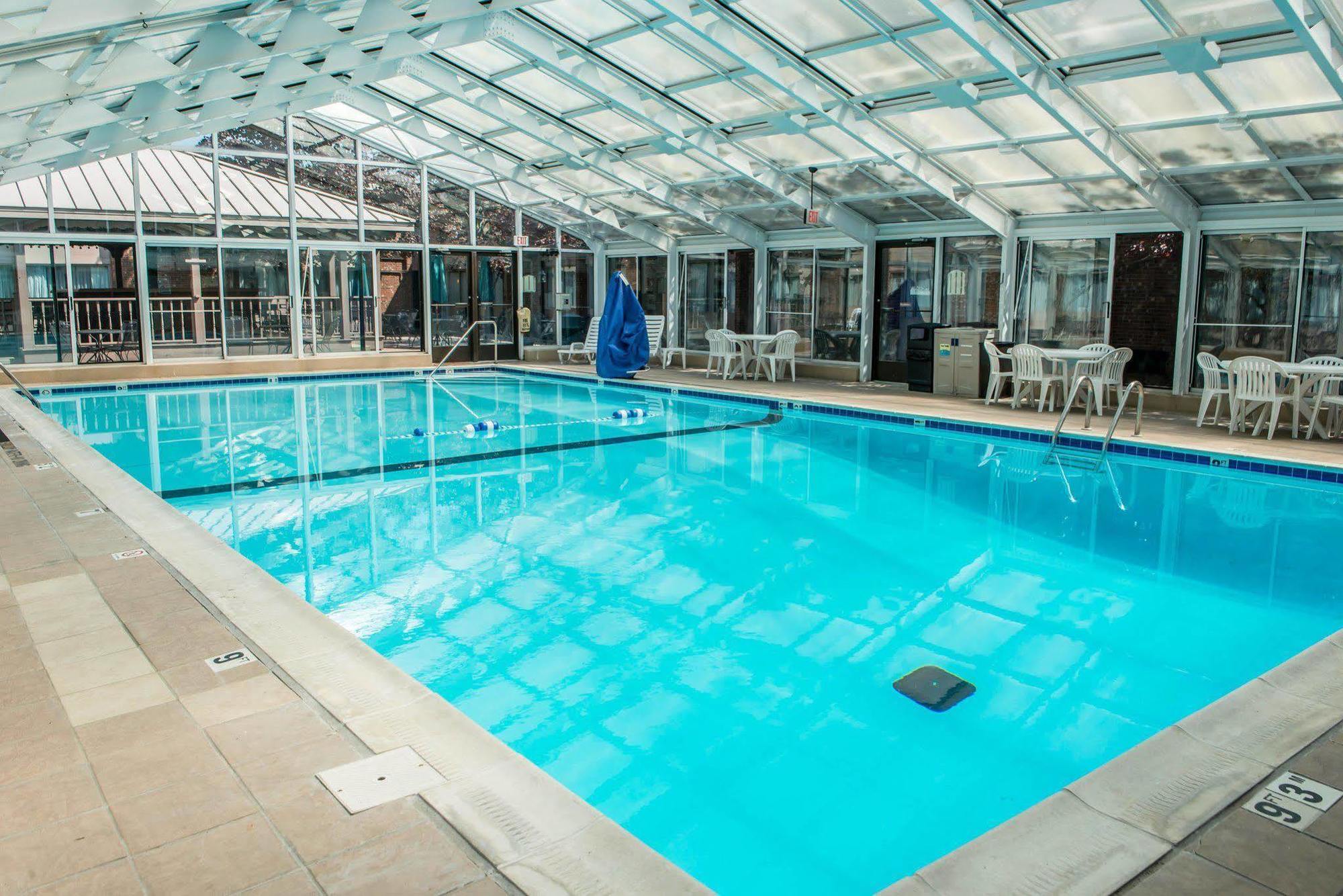 Comfort & - Pittsburgh North 3*