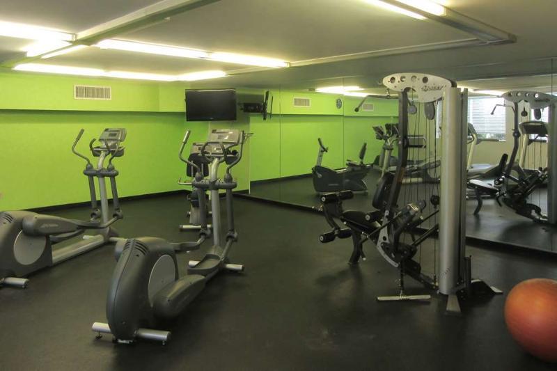 Hotel Comfort & - Pittsburgh North 3*