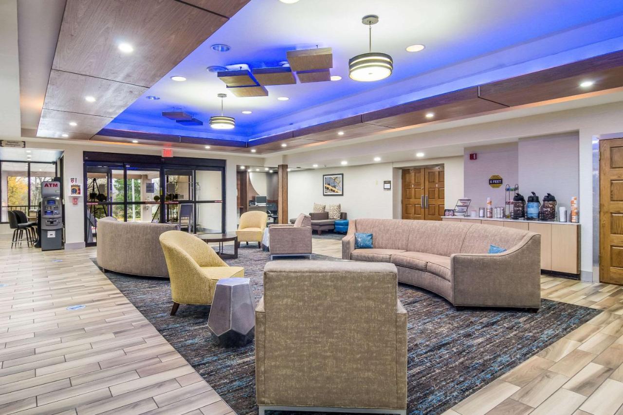 Hotel Comfort & Montrose Hill