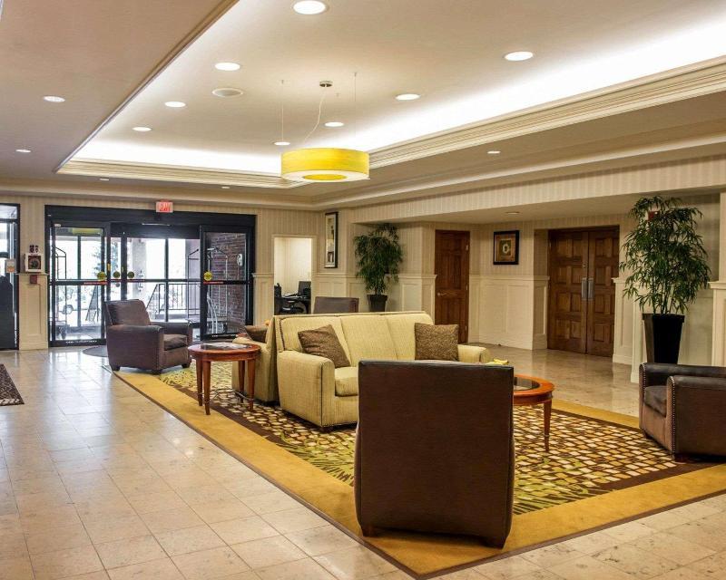 Hotel Comfort & 3*